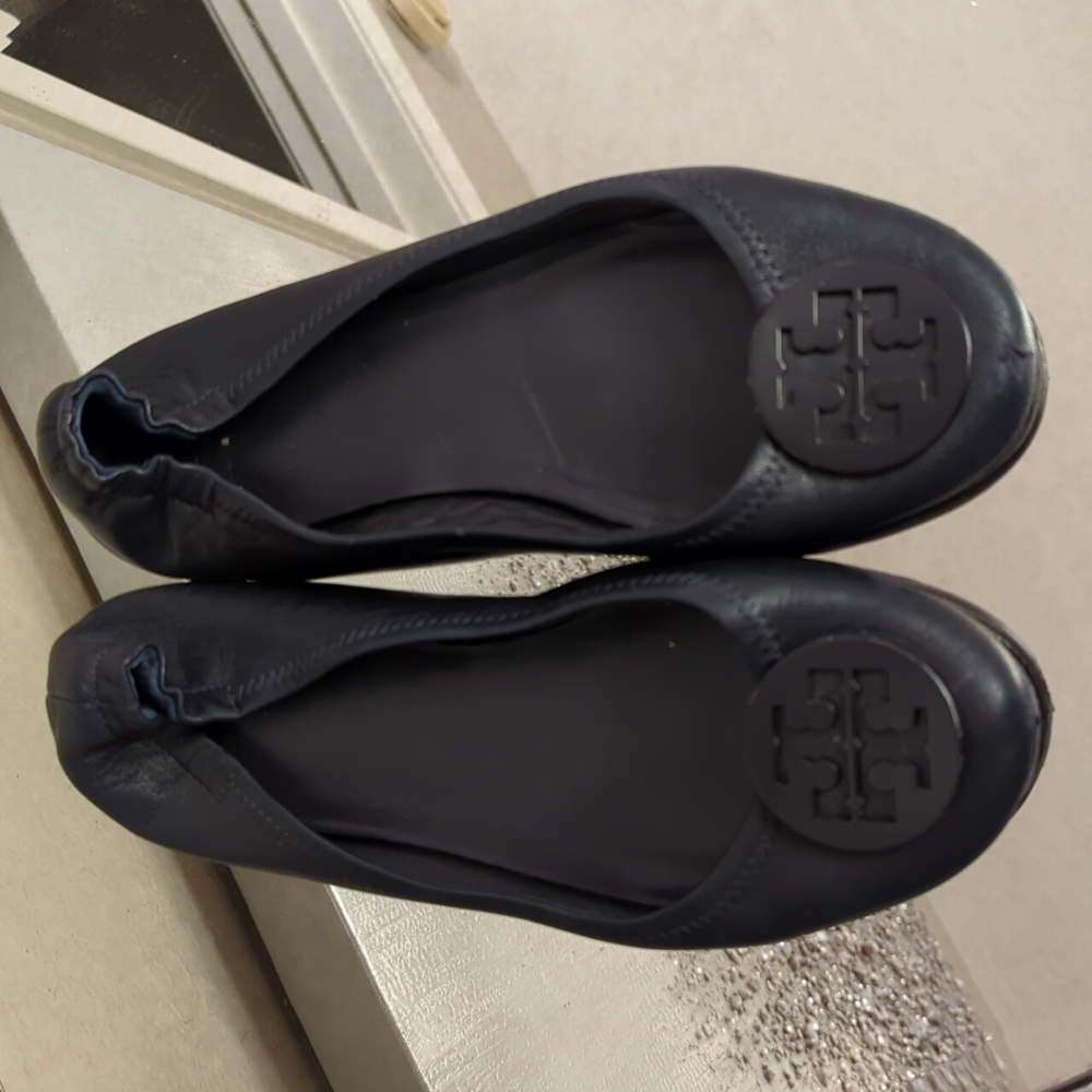 Tory Burch Minnie Travel Ballet Flat - Deep Navy - Sz. 8